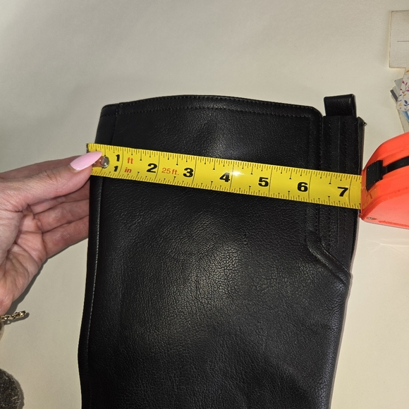 Zodiac Iggy Platform Boot size 8.5 New in box Black. Leather boots. 4 inch heel - Picture 6 of 10